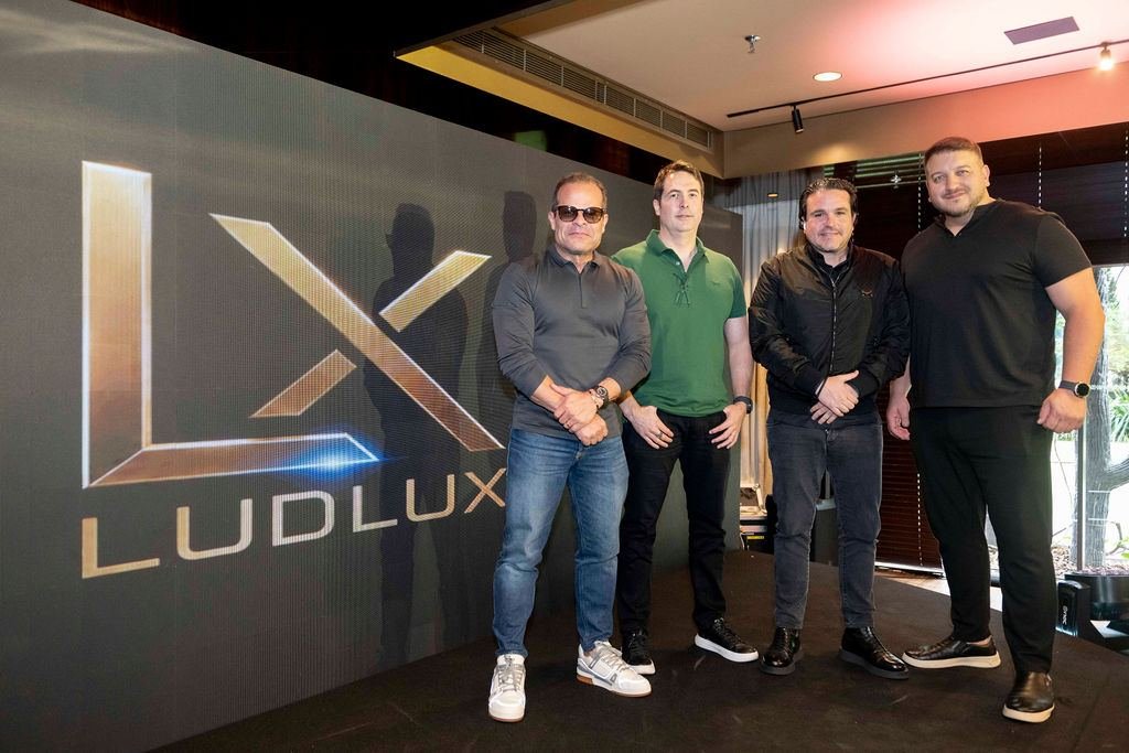 Equipe LudLux ao final da experiência